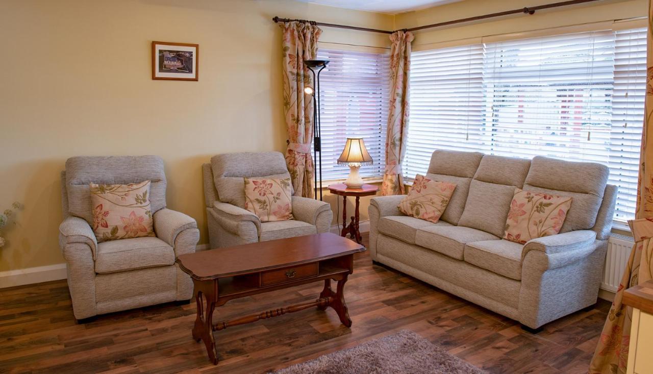 בושמילס Causeway Lodge מראה חיצוני תמונה