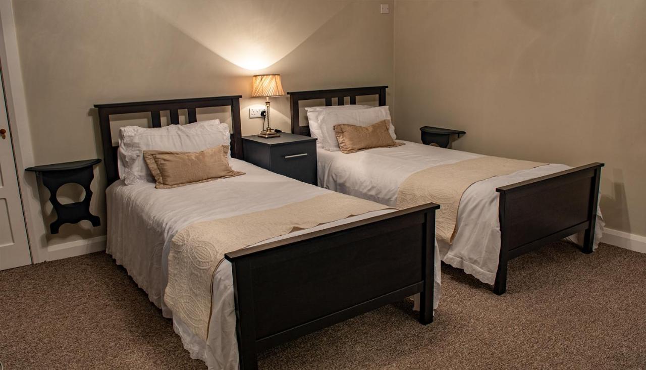 בושמילס Causeway Lodge מראה חיצוני תמונה