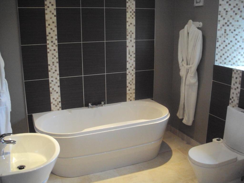 בושמילס Causeway Lodge חדר תמונה